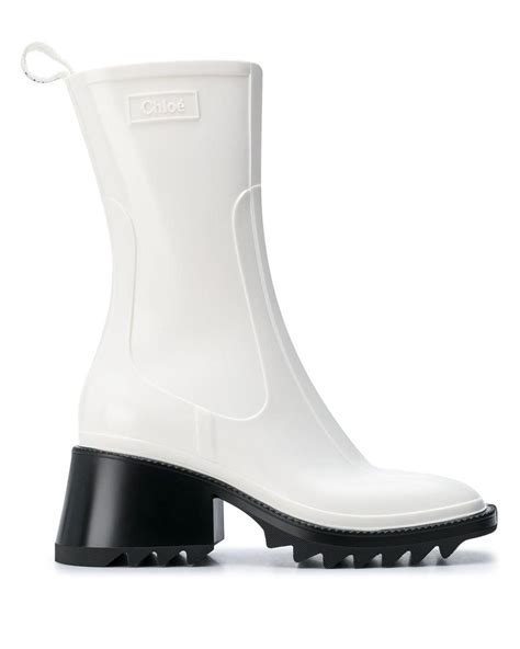 chloe betty 50